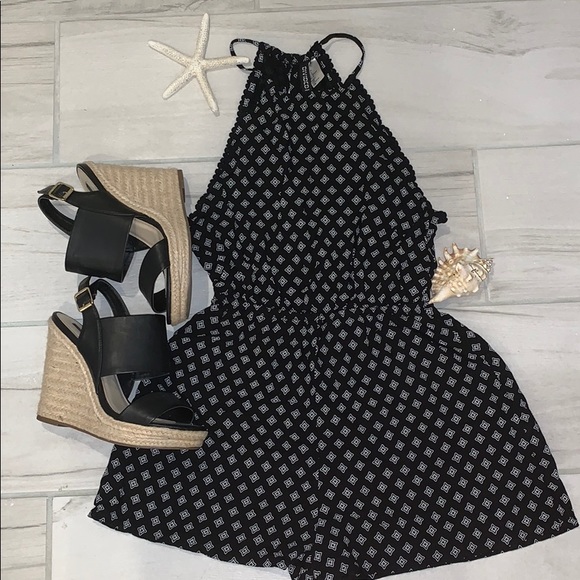 Divided Pants - Divided black romper